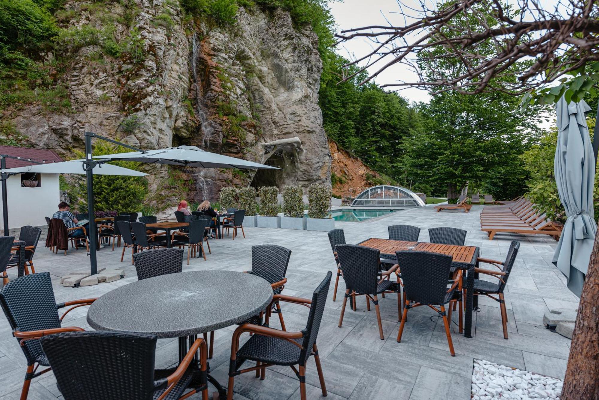 Pensiunea Apuseni Wild Remeti Exterior photo